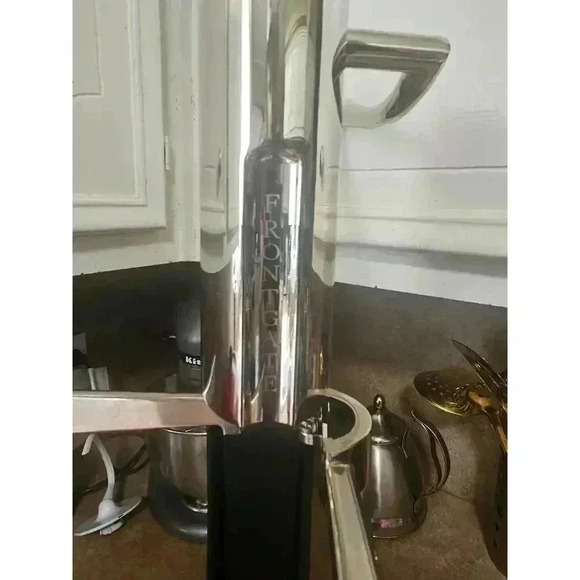 Frontgate wine bottle opener - Picture 3 of 3